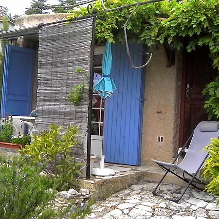 Petit Studio Atypique Et Cosy En Provence Saint-Étienne-les-Orgues Exterior foto